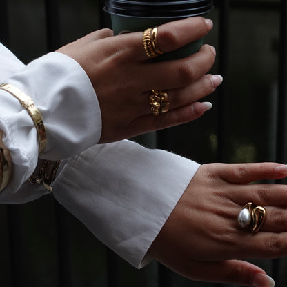 Oraya Tropfenring mit Perle